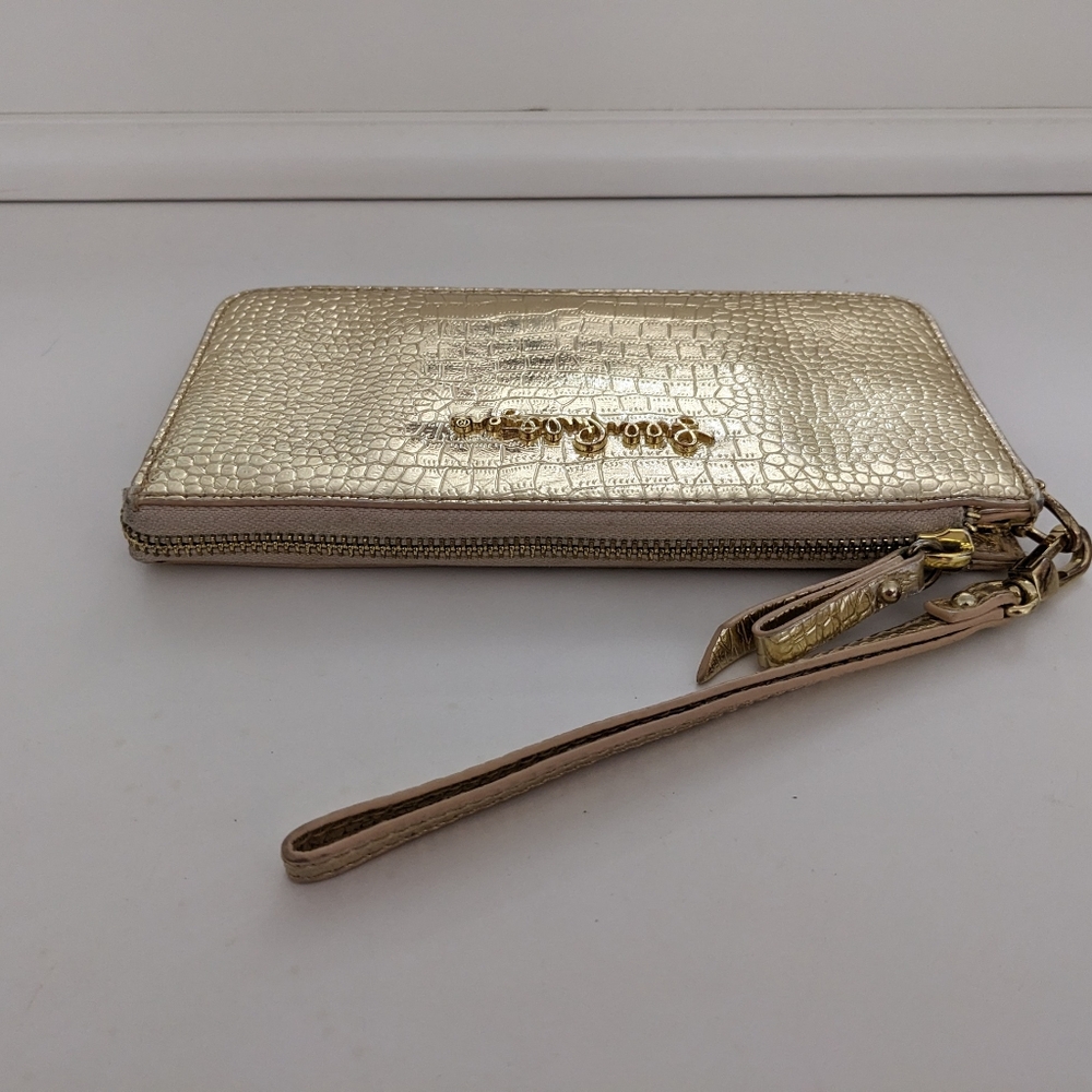 Lilly Pulitzer Gold Wristlet Wallet - BEAUTIFUL! - Picture 5 of 16
